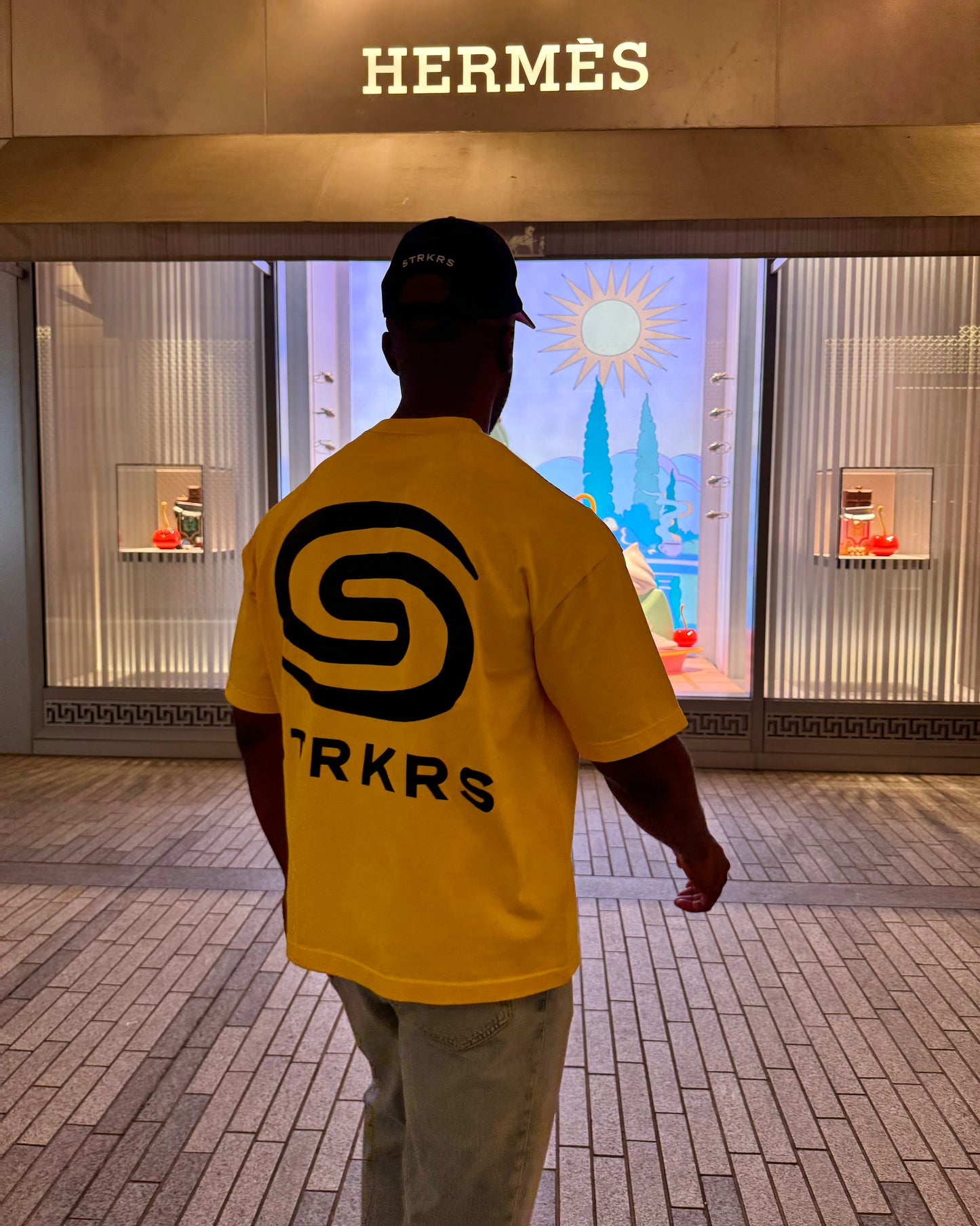 UNTELEVISED TEE